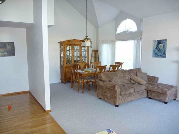 formal dining area