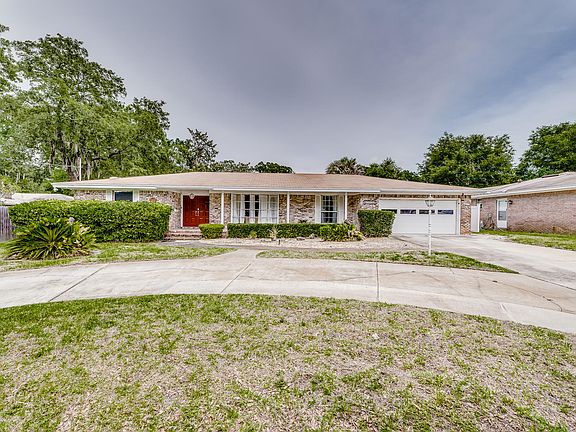2nd image of 1019 Park Forest Ln