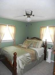 3rd image of 130 Clearwater Ln