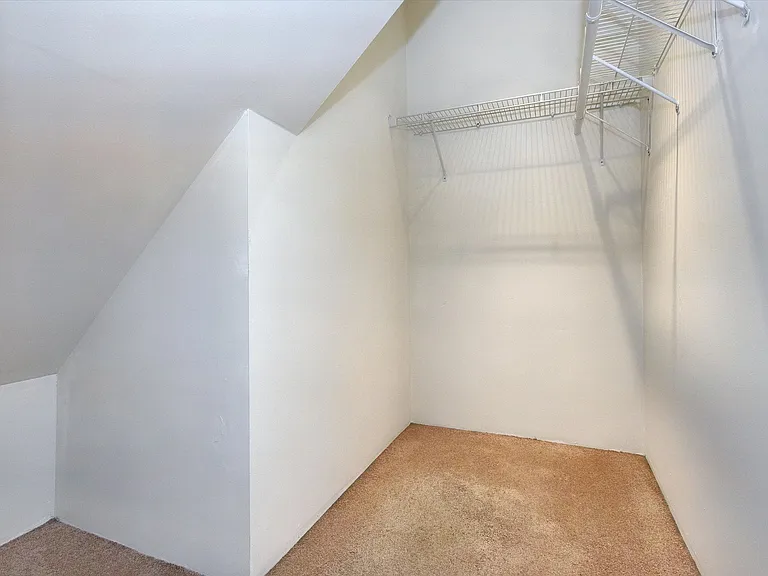 80 Pine St #2 — Photo 10