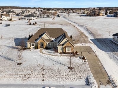 W278N8854 Twin Pine Cir, Hartland, WI, 53029