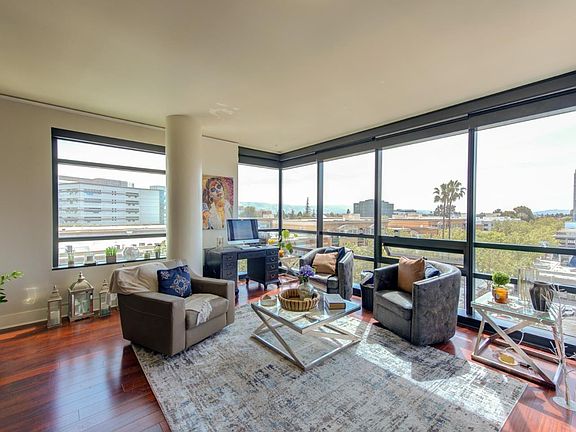 4th image of 88 E San Fernando St Unit 704