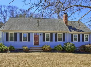 29 Chestnut St, Wilmington, MA 01887