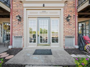 1080 Chatham Park Dr APT E, Pittsburgh, PA 15216