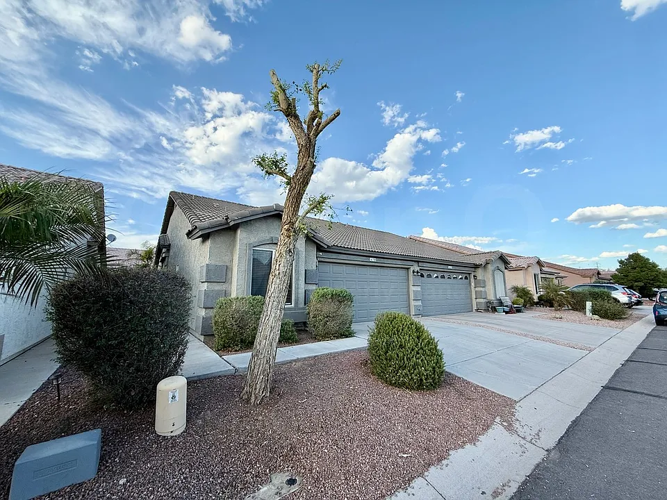 6610 E University Dr #108