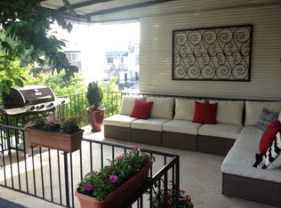 1076 Allerton Ave, Bronx, NY 10469
