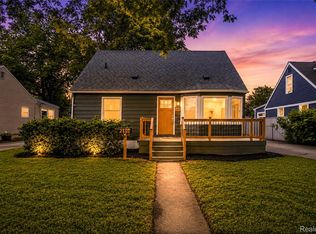 2330 Buckingham Ave, Berkley, MI 48072