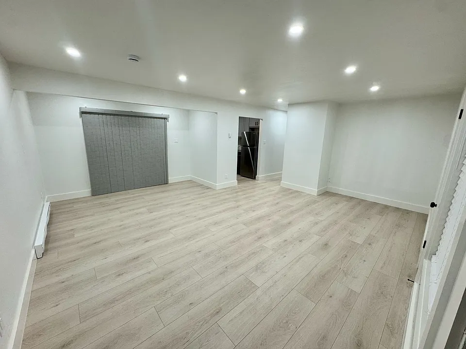 603 Woodside Way #1
