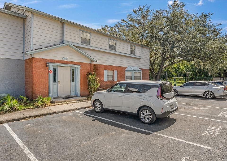 1st image of 3015 AARON BURR AVENUE #7
