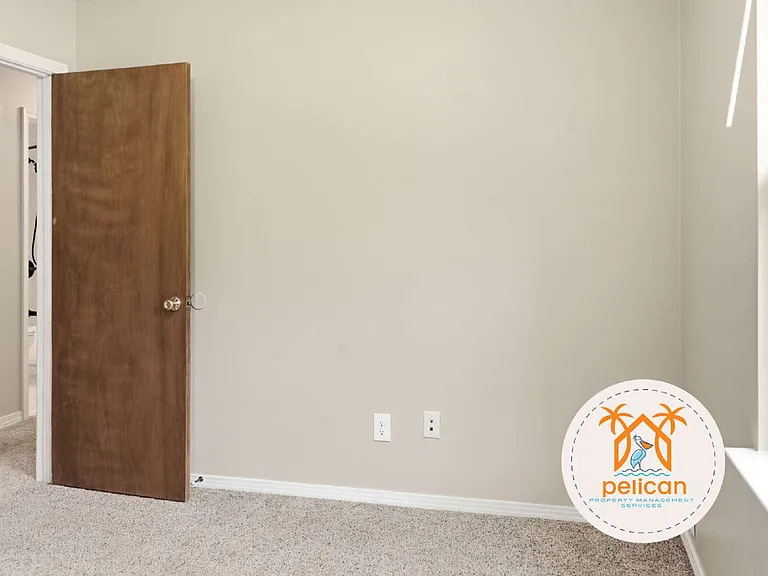 648 Deedra Ave — Photo 28