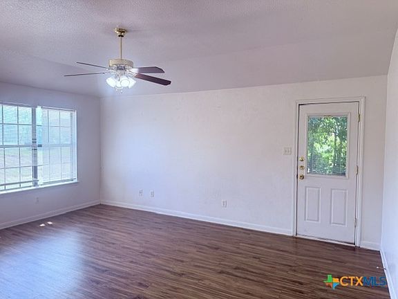 3rd image of 3311 Alicante Ct