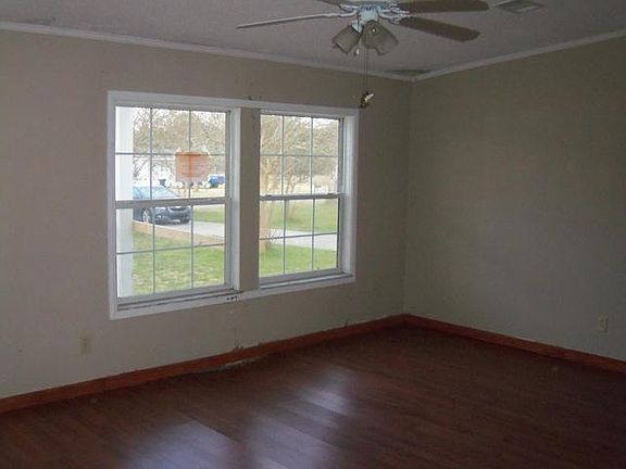 5th image of 15 Thigpen Cir