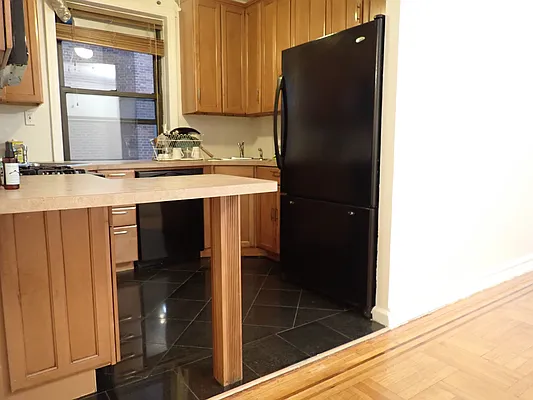 Rented by Hakeem Shahid, LREB | media 23