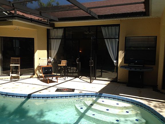 3rd image of 4949 Harbor Woods Dr
