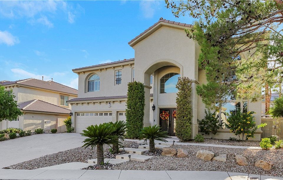 1st image of 10779 Crown Ct