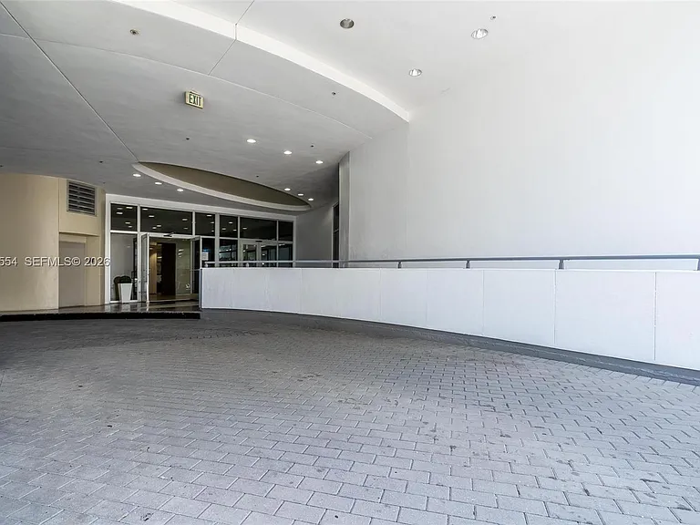 1750 N Bayshore Dr #4901 — Photo 19