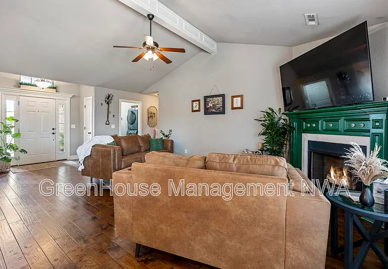 307 Blair Cir — Photo 19