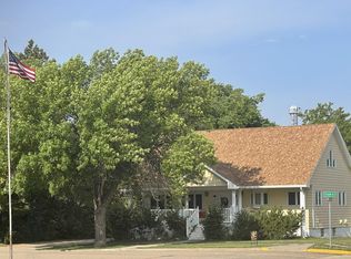 201 S 6th St, Onida, SD 57564