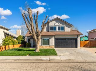 527 E Jackman St, Lancaster, CA 93535