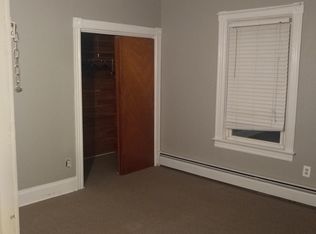 144 Chaplin St FLOOR 2, Pawtucket, RI 02861