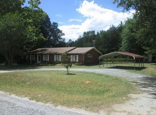 105 Old Woodlawn Rd, Greenwood, SC 29646