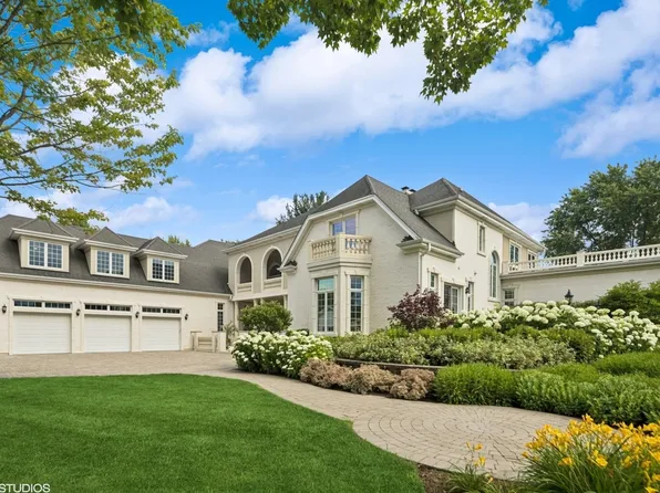 5N113 Burr Rd, Saint Charles, IL 60175