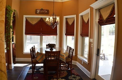 5th image of 1437 Lake Dr