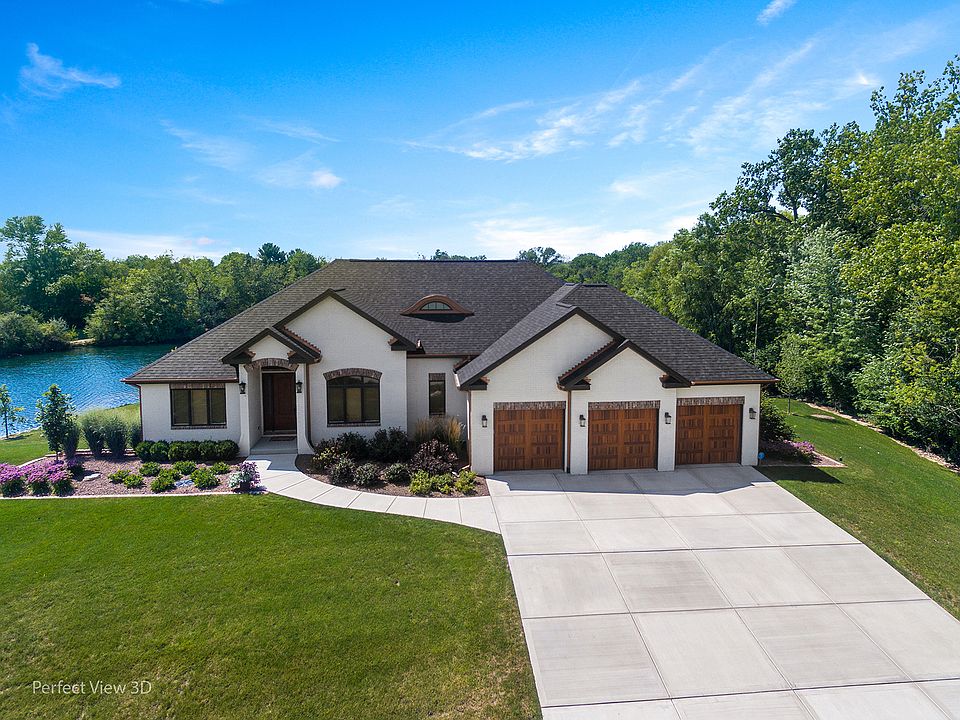 30 Lake Metonga Trl, Grant Park, IL 60940 Zillow
