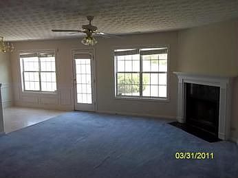 2nd image of 670 Lakes Cir