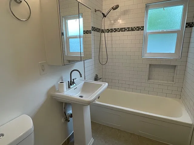 13553 Moorpark St #1 — Photo 7