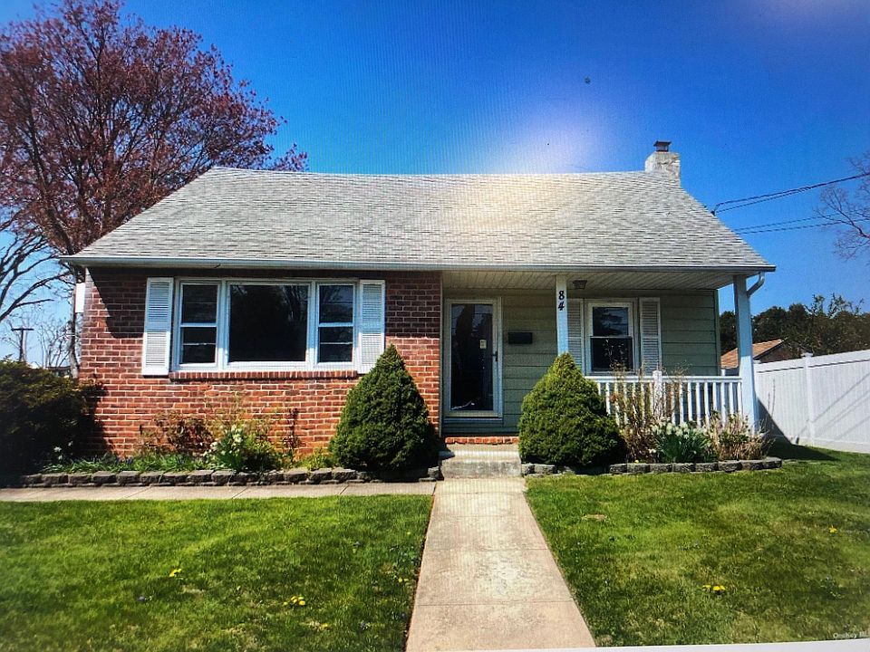 1st image of 84 Anderson Ave #1