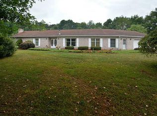 201 Jason Ln, Irwin, PA 15642