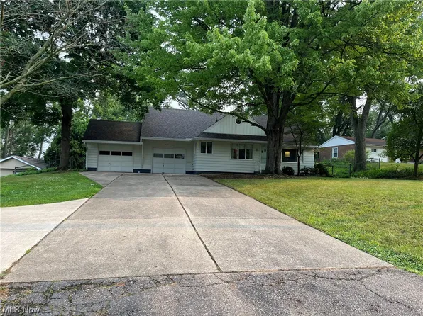 4919 2nd St NW, Canton, OH 44708