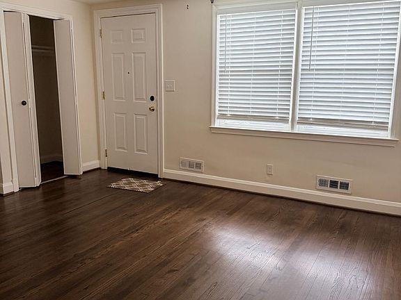 2nd image of 1517 Barrett Rd