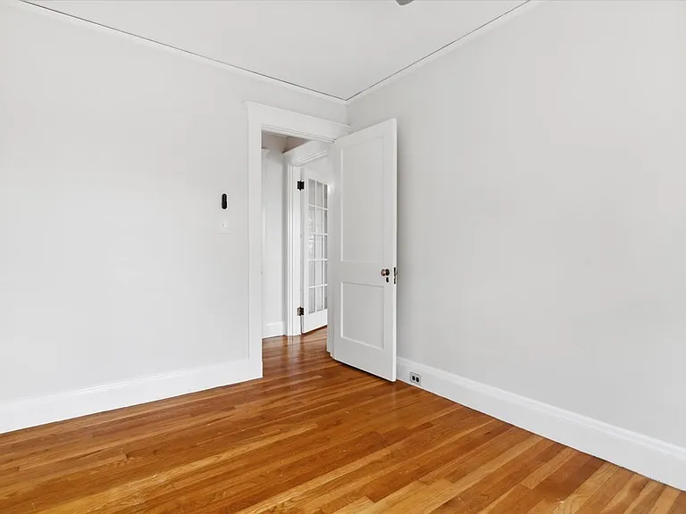 21-23 Richards Rd #2 — Photo 10