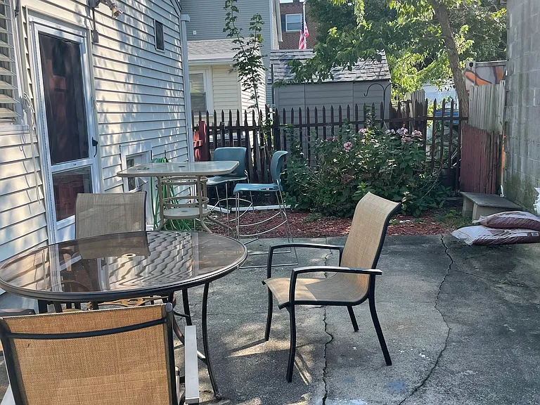 15 Green St — Photo 32