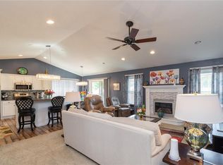 219 Cherry Park Dr NW, Cedar Rapids, IA 52405