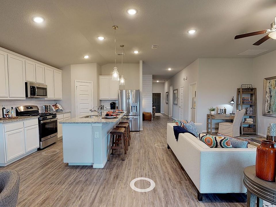 1st image of 3221 Peacock Ln