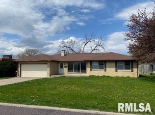 1003 W Westwood Dr, Peoria, IL