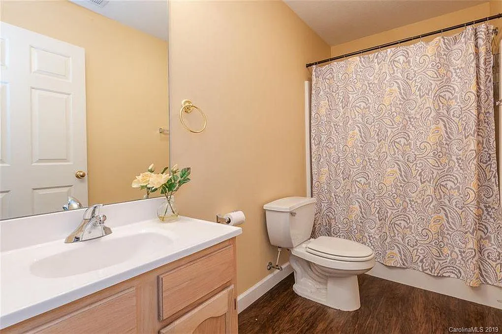 606 Olde Covington Way — Photo 2