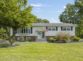 51 Edgehill Dr, Wappingers Falls, NY 12590