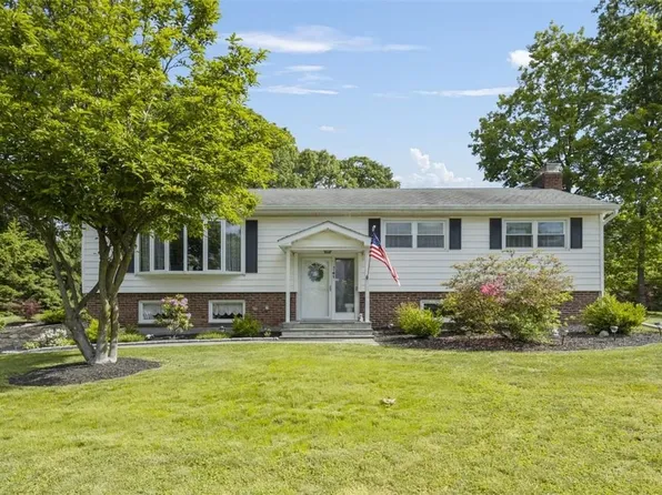 51 Edgehill Drive, Wappingers Falls, NY 12590
