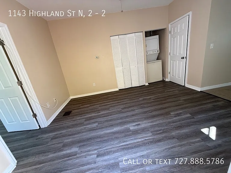 1143 Highland St N #2 — Photo 17