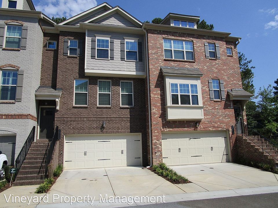 1st image of 1614 Longmoor Ln SE