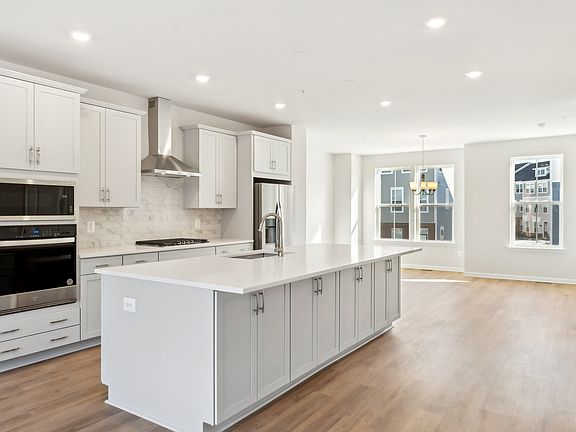 2nd image of 9610 Killenney Pl
