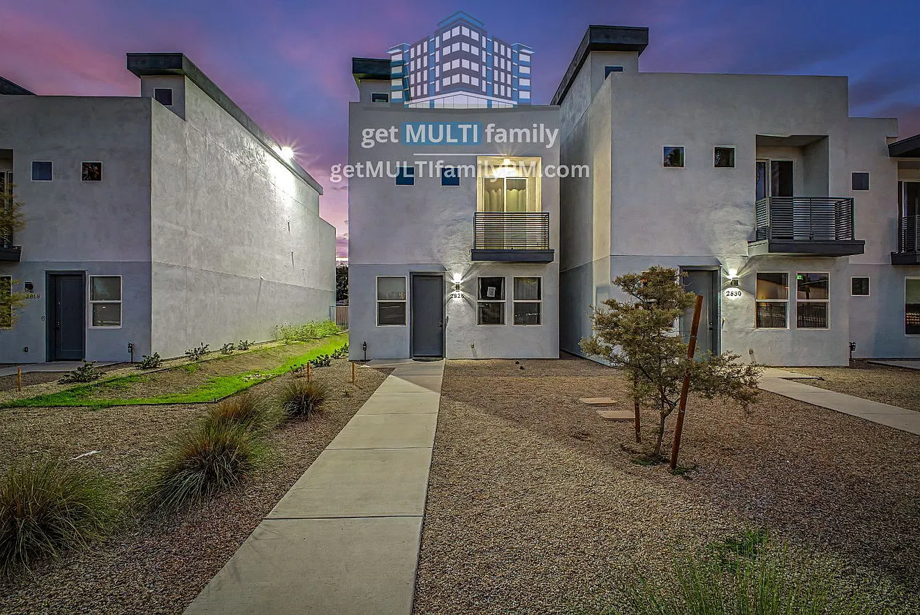3 bed, 3.5 bath, 2110 sqft, $3,350 — Photo 1