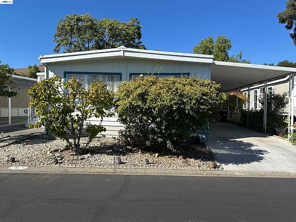 2nd image of 711 Old Canyon Rd Space 145