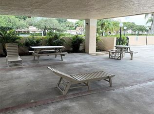 4163 NW 90th Ave APT 102, Pompano Beach, FL 33065