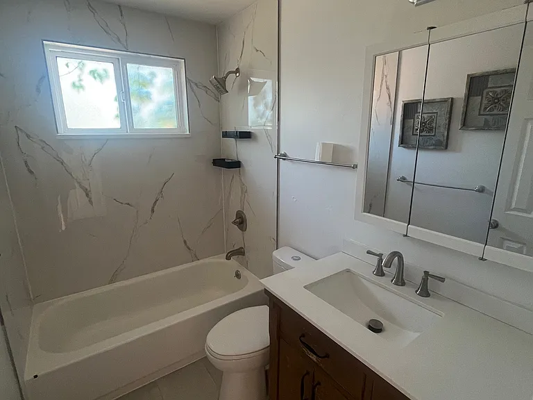 217 S Hoyt St — Photo 8