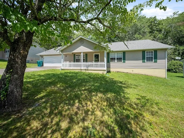 202 Southgate Dr, Crossville, TN 38555